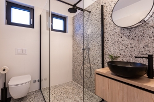 73H8 - Holiday home Black & White: