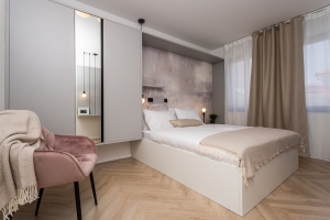 73H8 - Holiday home Black & White: