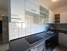 25A4 - Apartment Kika: