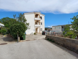 25A4 - Apartment Kika: