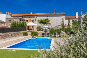 56H4 - Holiday Home Mare: