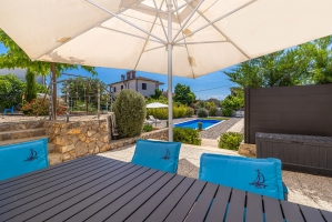 56H4 - Holiday Home Mare: