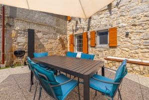 56H4 - Holiday Home Mare: