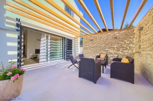 71H6 - Holiday home Patrizia: