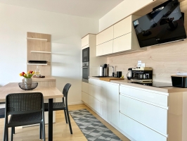 03A4 - Apartment Panoramico: